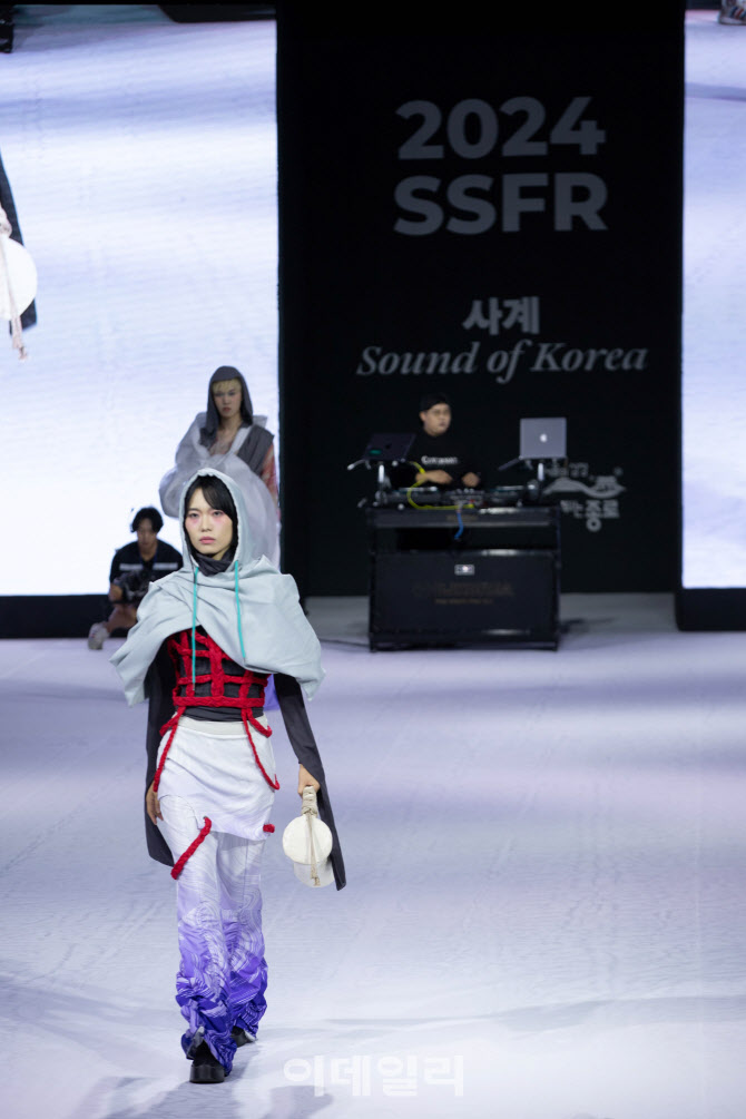 상상+ 이미지
