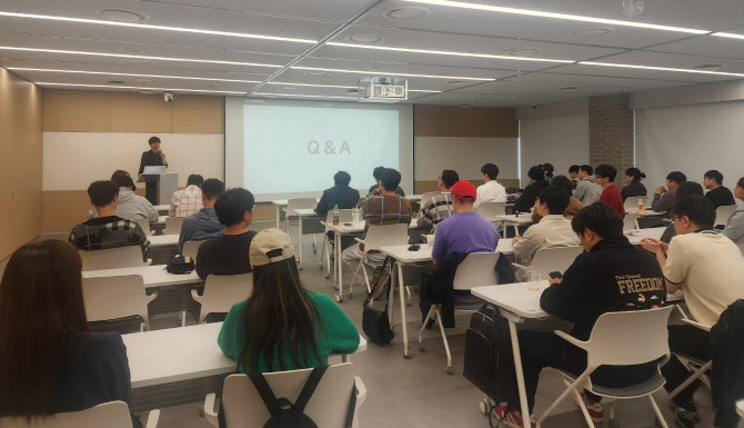 유기스튜디오 이미지
