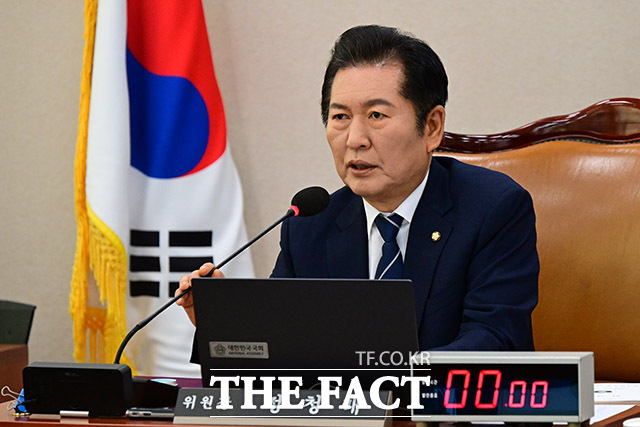노벨사진관 이미지