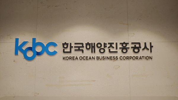 100회 이미지