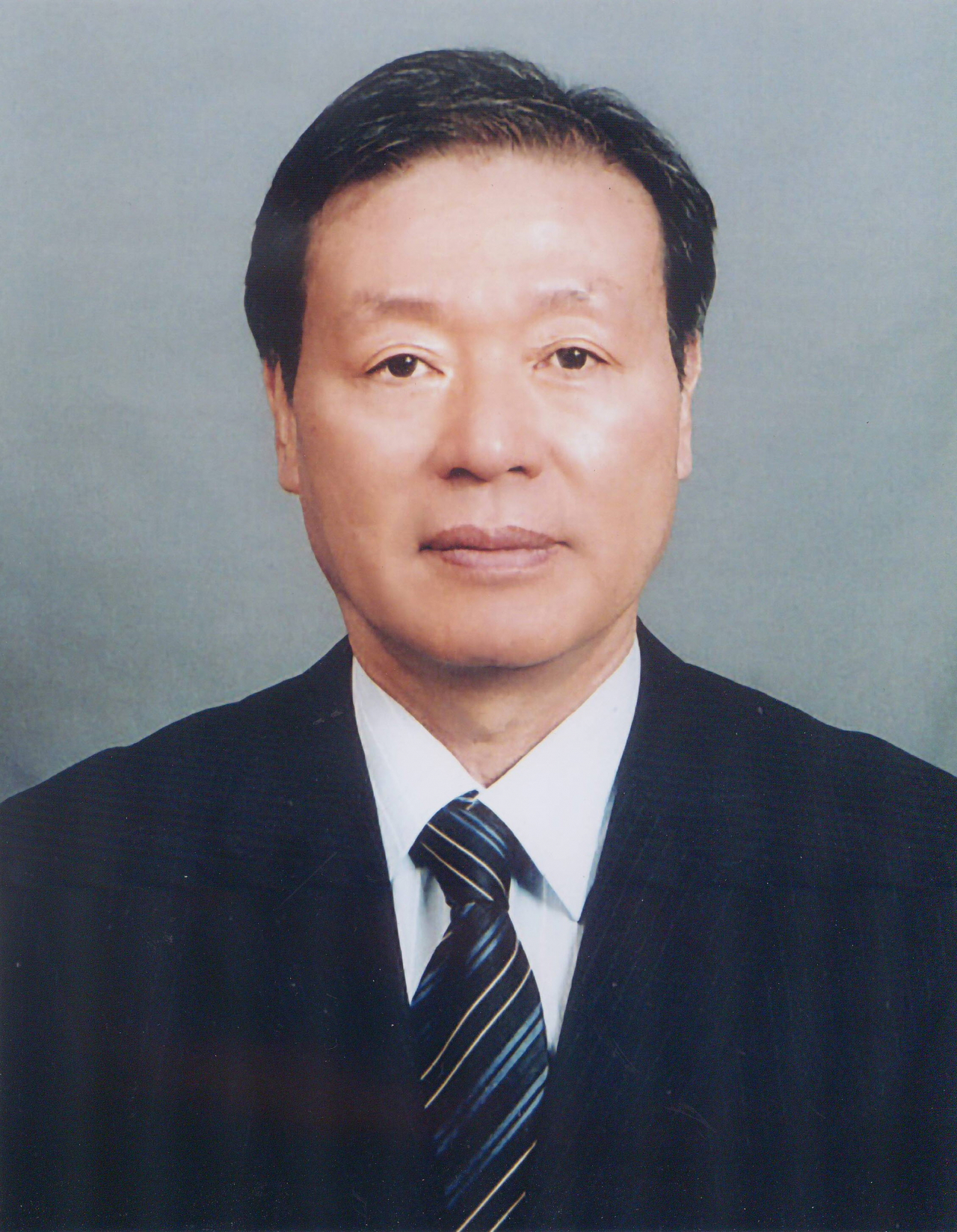 윤성 이미지