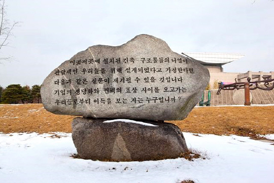 미상 이미지