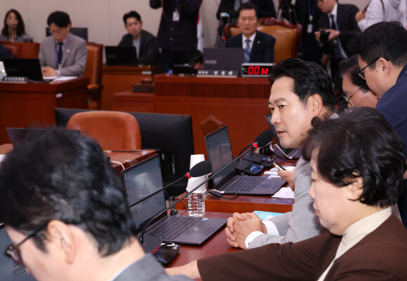 장동혁 이미지