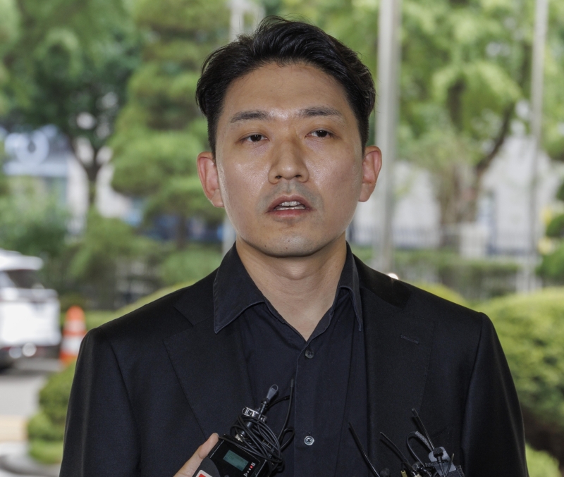 스태프 이미지