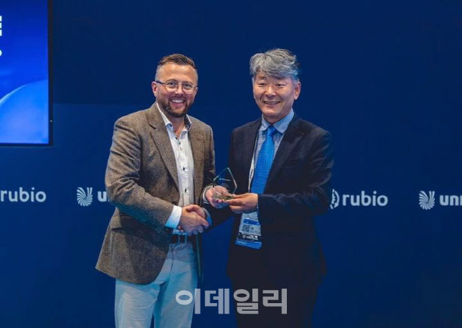 언리쉬(unleash) 이미지