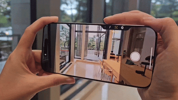 카메라 컨트롤 기능 사용 모습 (영상=지디넷코리아)