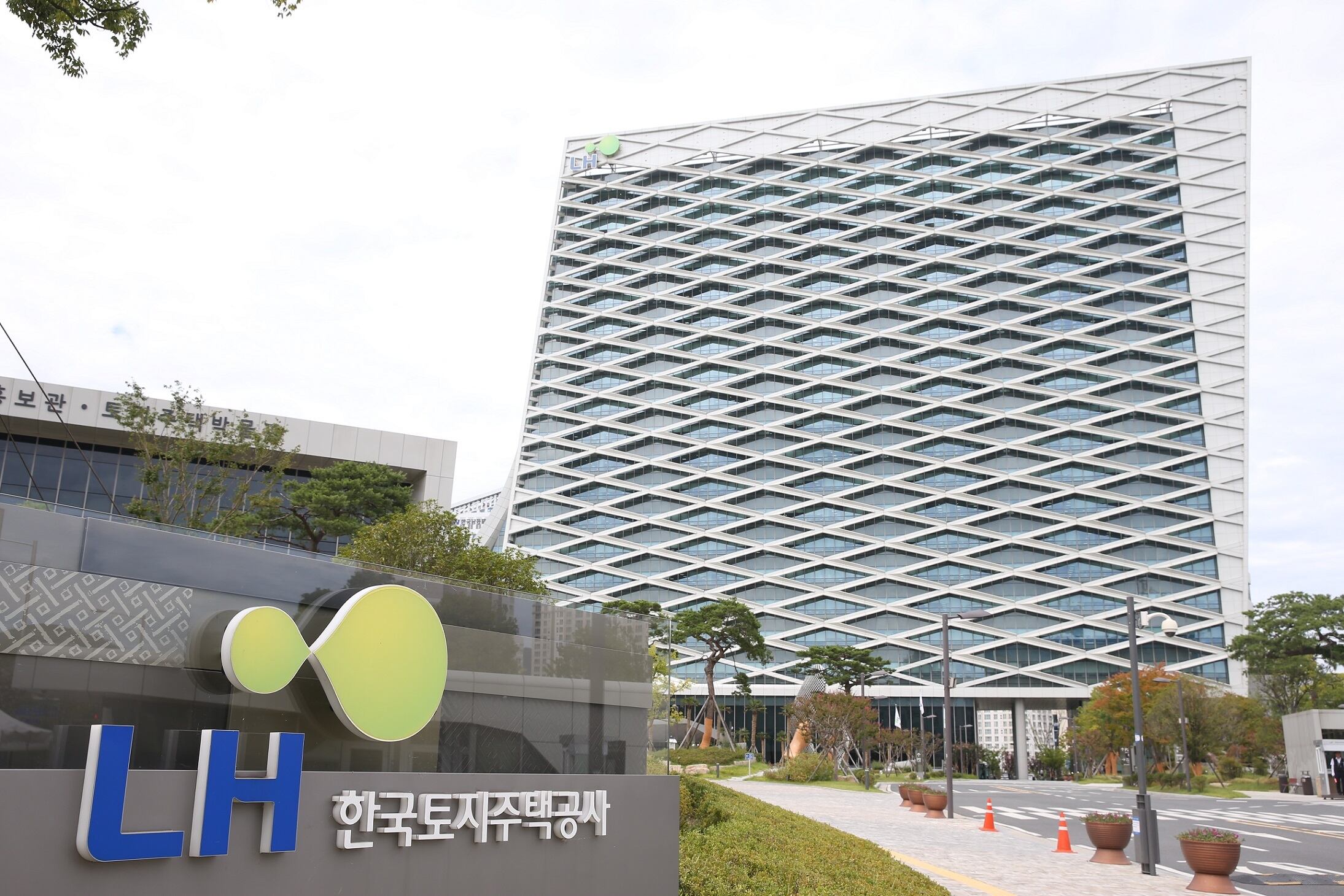 한국용역관리협회 이미지