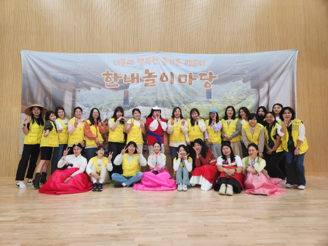 민속마당 이미지