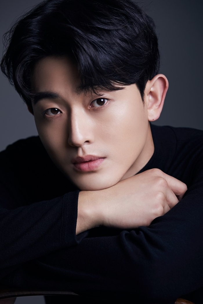 여진엔터테인먼트 이미지