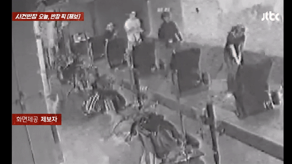 [서울=뉴시스] 2024년 11월 6일 JTBC 사건반장에 소개된 안와골절, 광대 함몰 등 전치 6주 진단을 받은 피해자가 가해자 여성이 휘두른 골프채에 맞는 장면.(사진=JTBC 사건반장 갈무리) *재판매 및 D 골프연습장서 사고…백스윙 골프채에 광대뼈 함몰