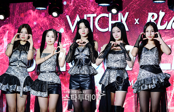 위치스 이미지