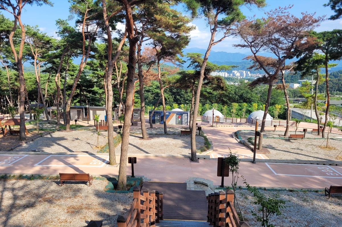 교룡공원 숲속야영장 이미지