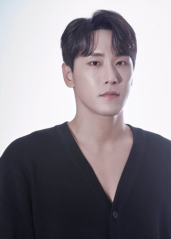 이음엔터 이미지