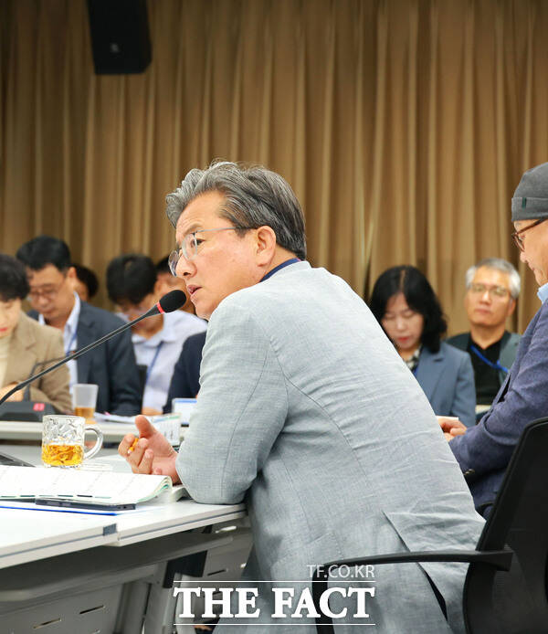 유성 이미지