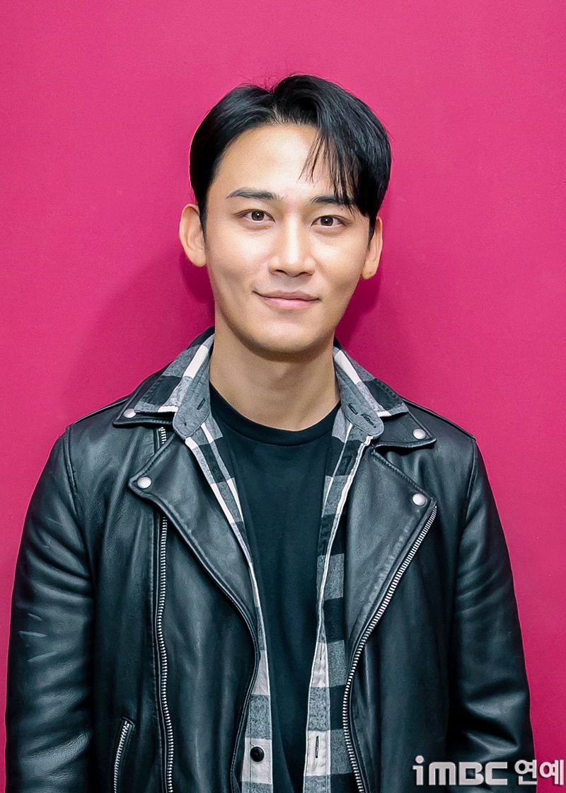 시윤 이미지