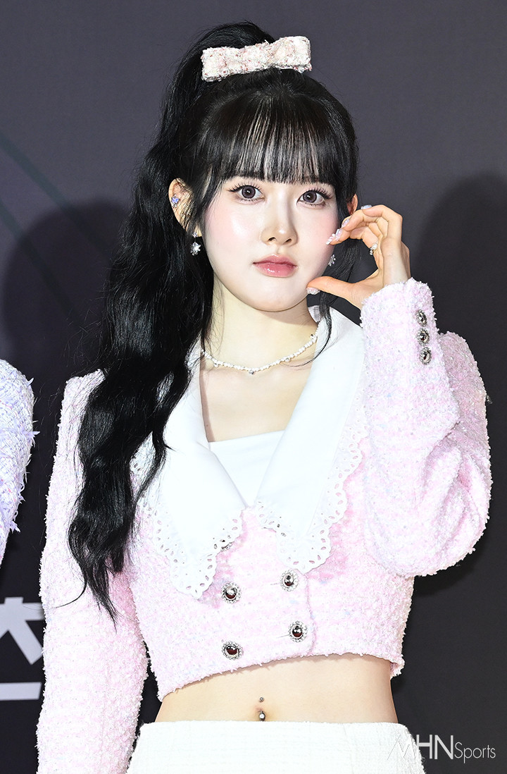 스테이씨 시은 '배꼽 피어싱 공개'
