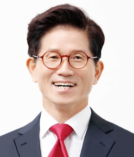 달리는청년들 이미지
