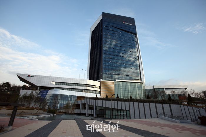 대한인력공사 이미지