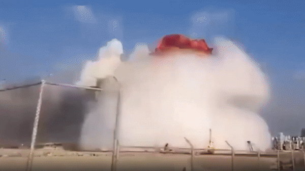 러시아 비상사태부 산하 민방위·비상사태 연구소는 18일(현지시간) 러시아 역사상 처음으로 이동식 핵 방공시설 ‘KUB-M’ 대량 생산에 돌입했다고 밝혔다. 영상은 연구소가 공개한 자료 영상 일부. 각종 폭발 장면이 담겨 있다. 영상=연구소 제공