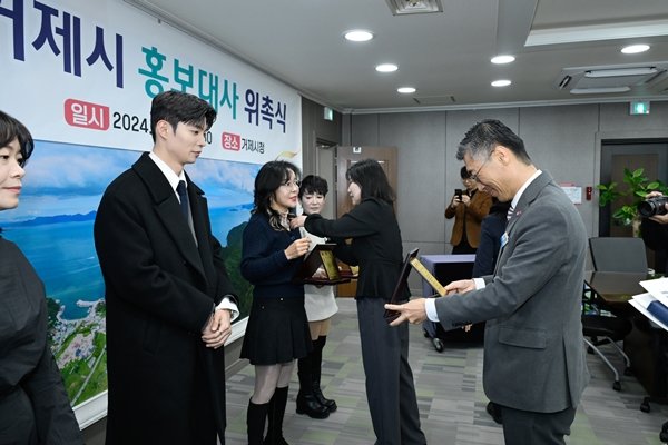 윤창 이미지