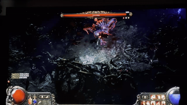 카카오게임즈가 국내 퍼블리싱 하는 ‘패스 오브 엑자일2’ 플레이 화면(영상=김가은 기자)