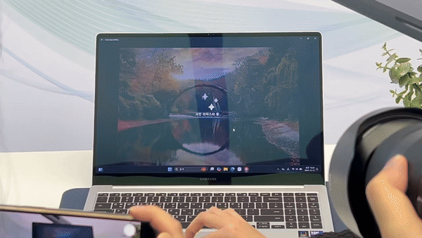 갤럭시 북5 프로의 AI 사진 화질 개선 기능./김민국 기자