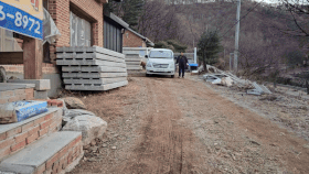 입양길이 끊긴 개들의 요양원을 겸하는 뚱아저씨의 자택 모습. 전병준 기자