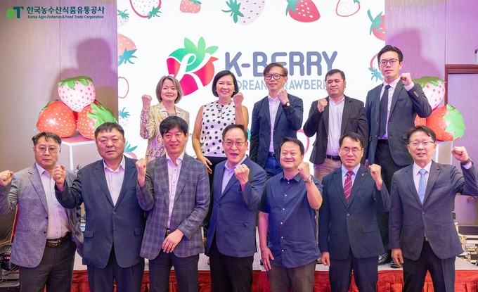 딸기축산 이미지