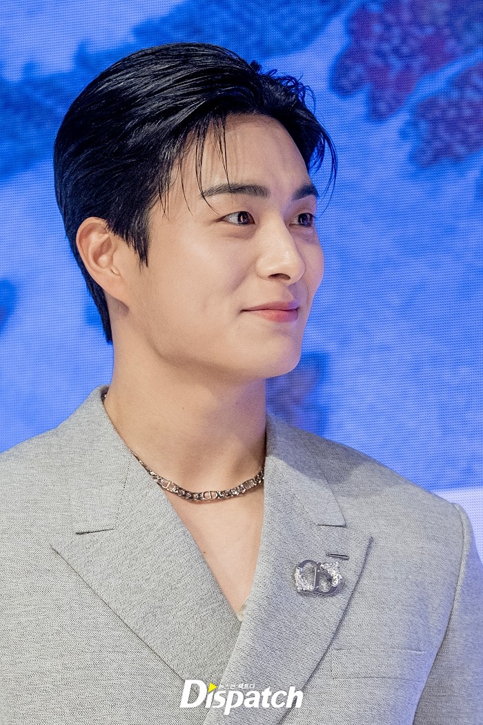 보조개 이미지