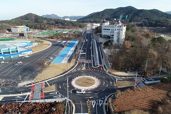 도로공원 이미지