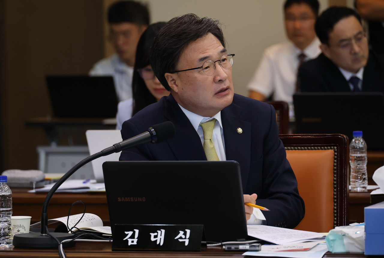 김진의원 이미지