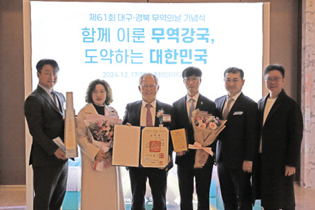 탑 이미지