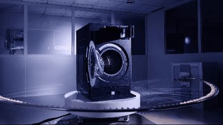 삼성전자 세탁기 주수 절연 시험 영상컷. 사진=삼성전자 제공