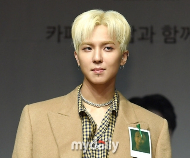 송민호 이미지