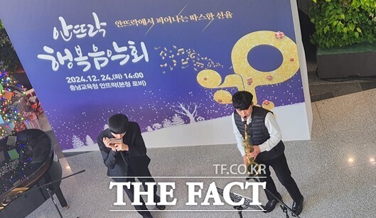 안뜨락 이미지