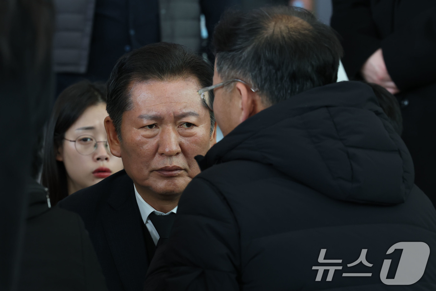 위로 이미지