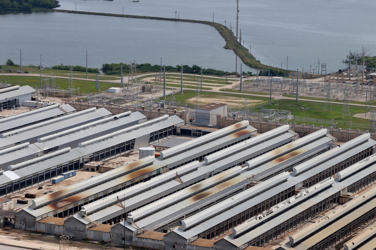 비트코인에 빠진 사람의 집에서 본 것... 믿어지지 않았다