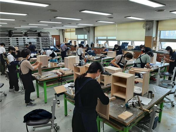 동부컴퓨터 이미지