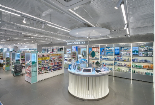 올리브영 매장 내 화장품 코너