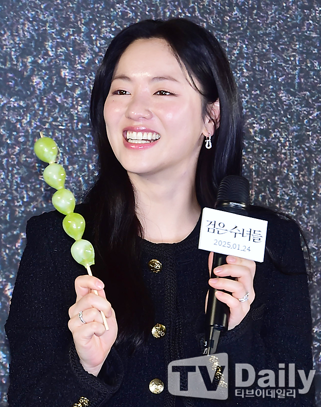 탕탕 탕후루 이미지