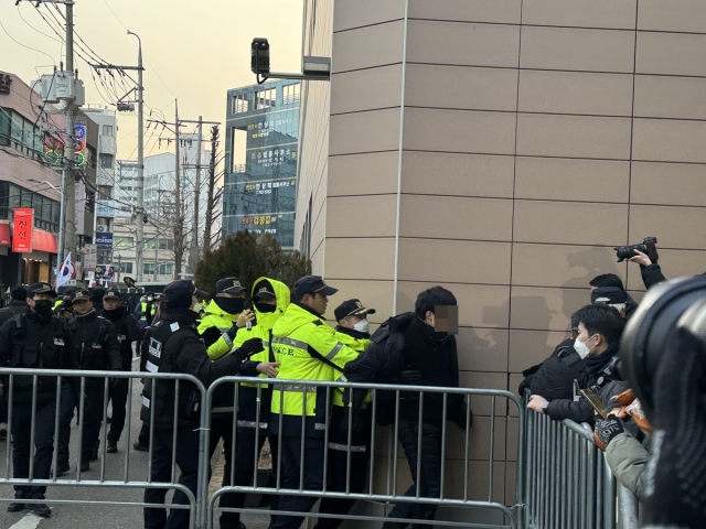 담넘어 이미지
