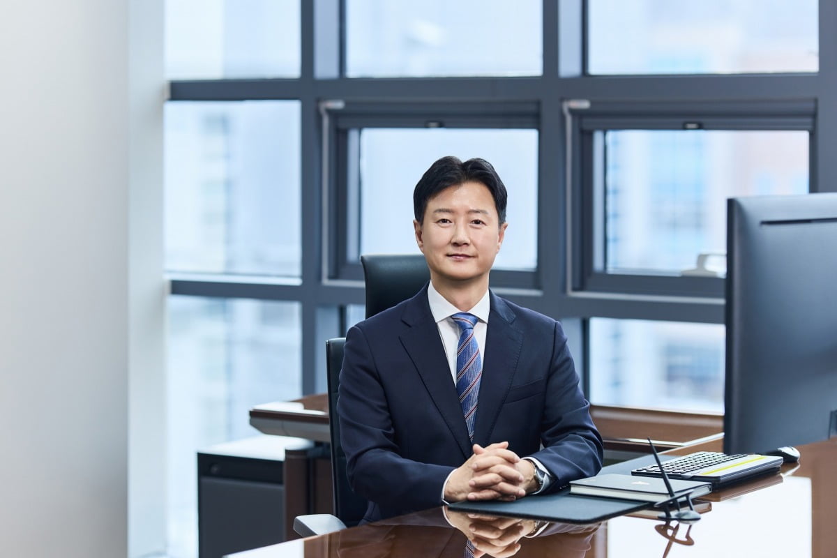 엠플러스 이미지