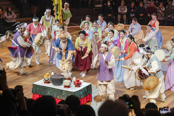 대길한복 이미지