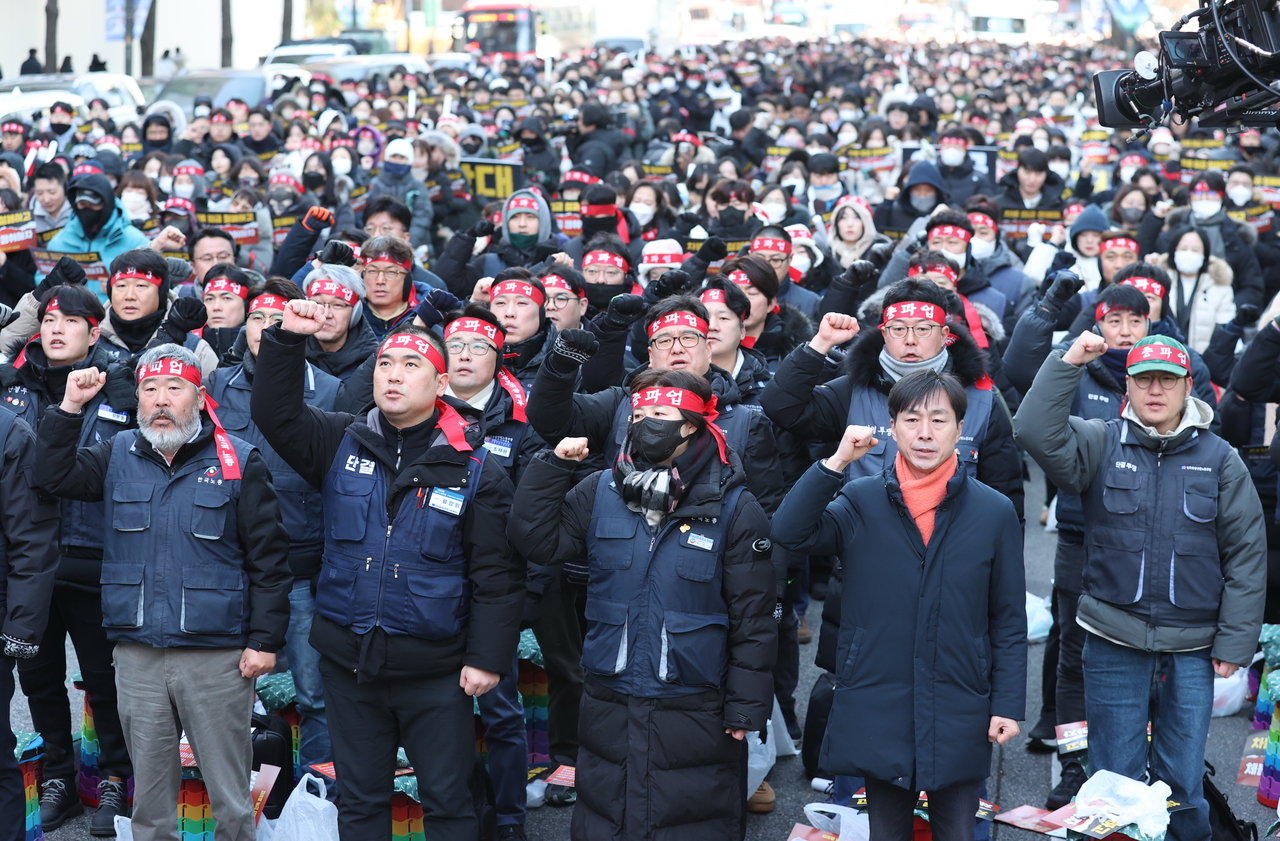 노동硏 “작년 1~11월 파업 근로손실일수 36만3000일”