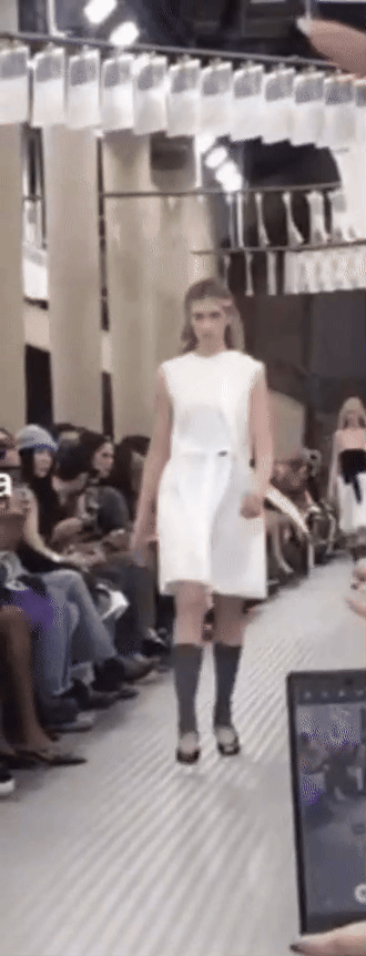 니콜 키드먼 딸의 런웨이 모습 /사진=온라인 커뮤니티