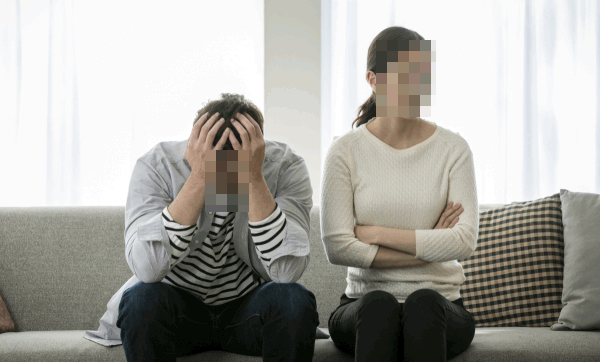 남편이 이웃 60대 여성이 알고 보니 불륜 관계였다는 사실을 알게 된 여성의 하소연이 전해졌다. 사진은 기사와 관련 없음. /사진=이미지투데이