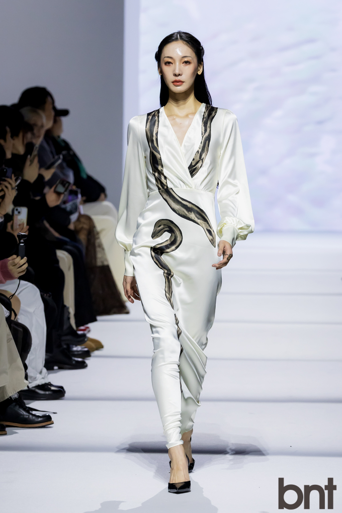 로에(L'EAU ET) 이미지
