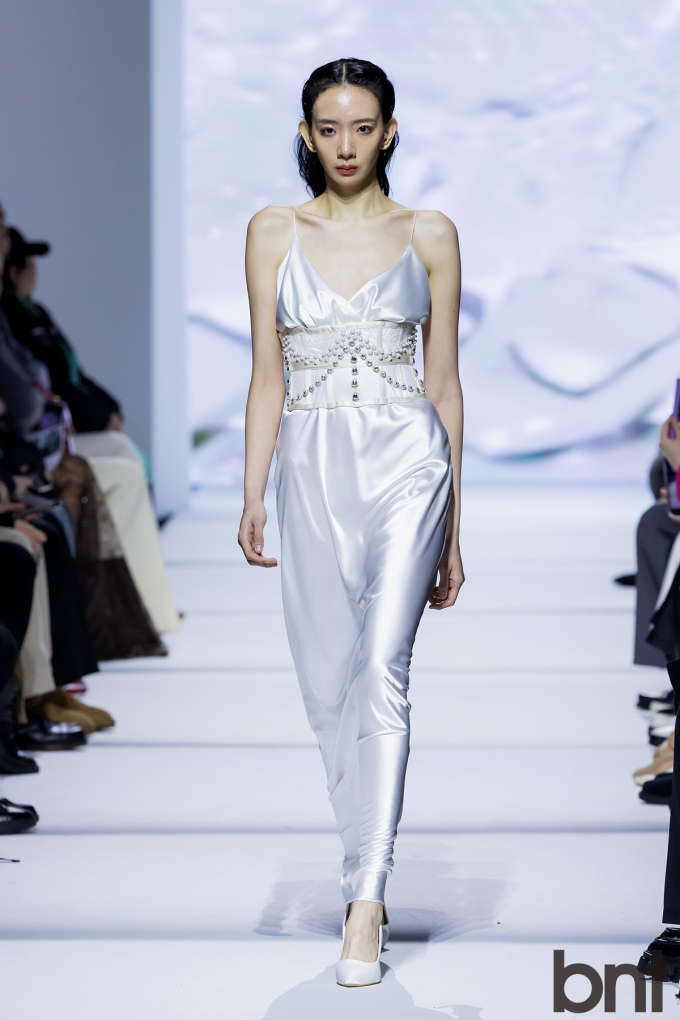 로에(L'EAU ET) 이미지