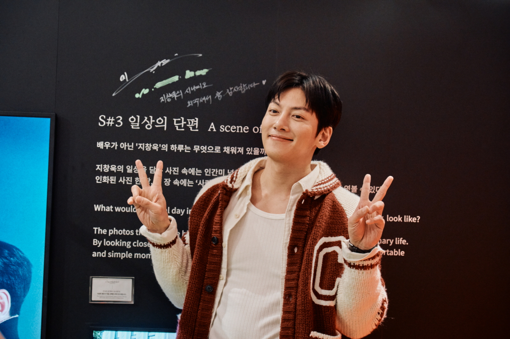 미디어테크 이미지