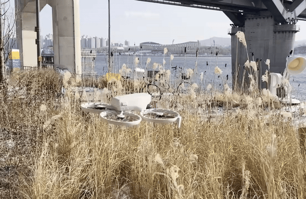 DJI 플립 테스트 당시 강풍이 불어 기기가 흔들리는 모습. (사진=지디넷코리아 신영빈 기자)